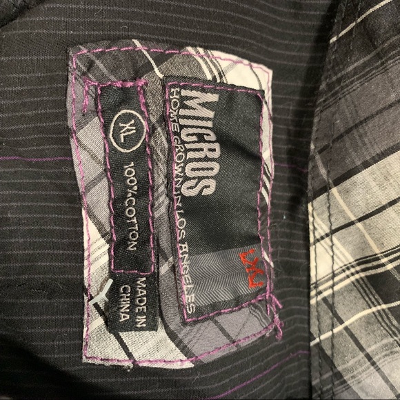 Men’s casual button down - Picture 3 of 3